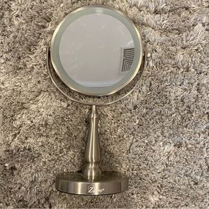 Vanity Mirror